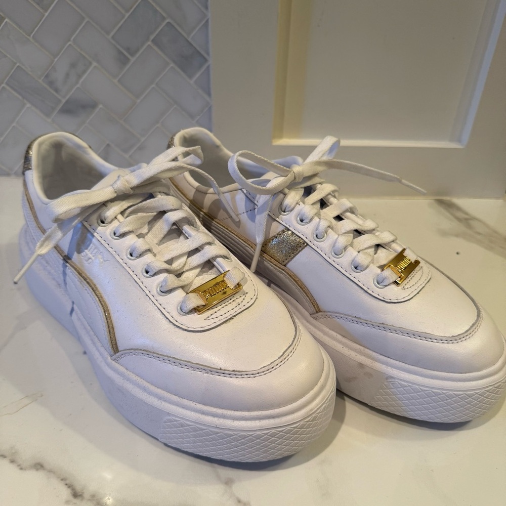 NWT! Puma Oslo Maja Leather Platform Sneakers